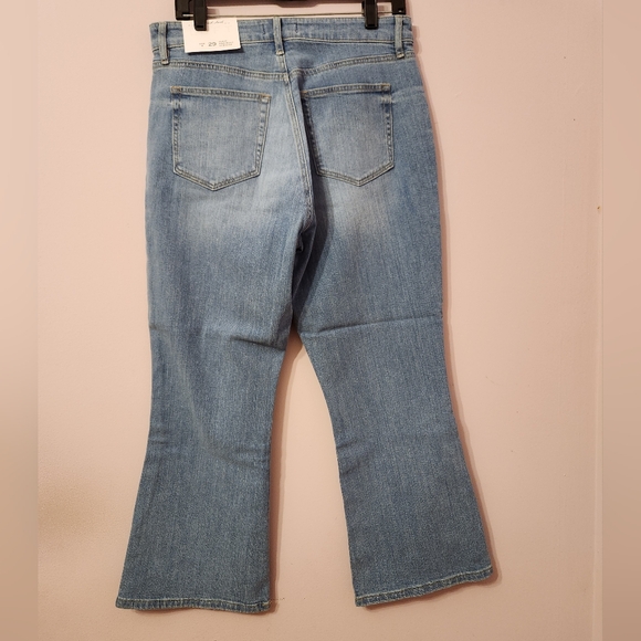 LOFT Women’s Curvy High Waist Kick Crop Jeans, Staple Mid Indigo Wash, size 29/8 - Picture 6 of 15